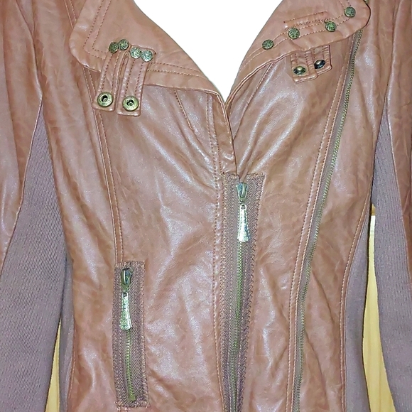 Faux Leather jacket - Picture 2 of 6